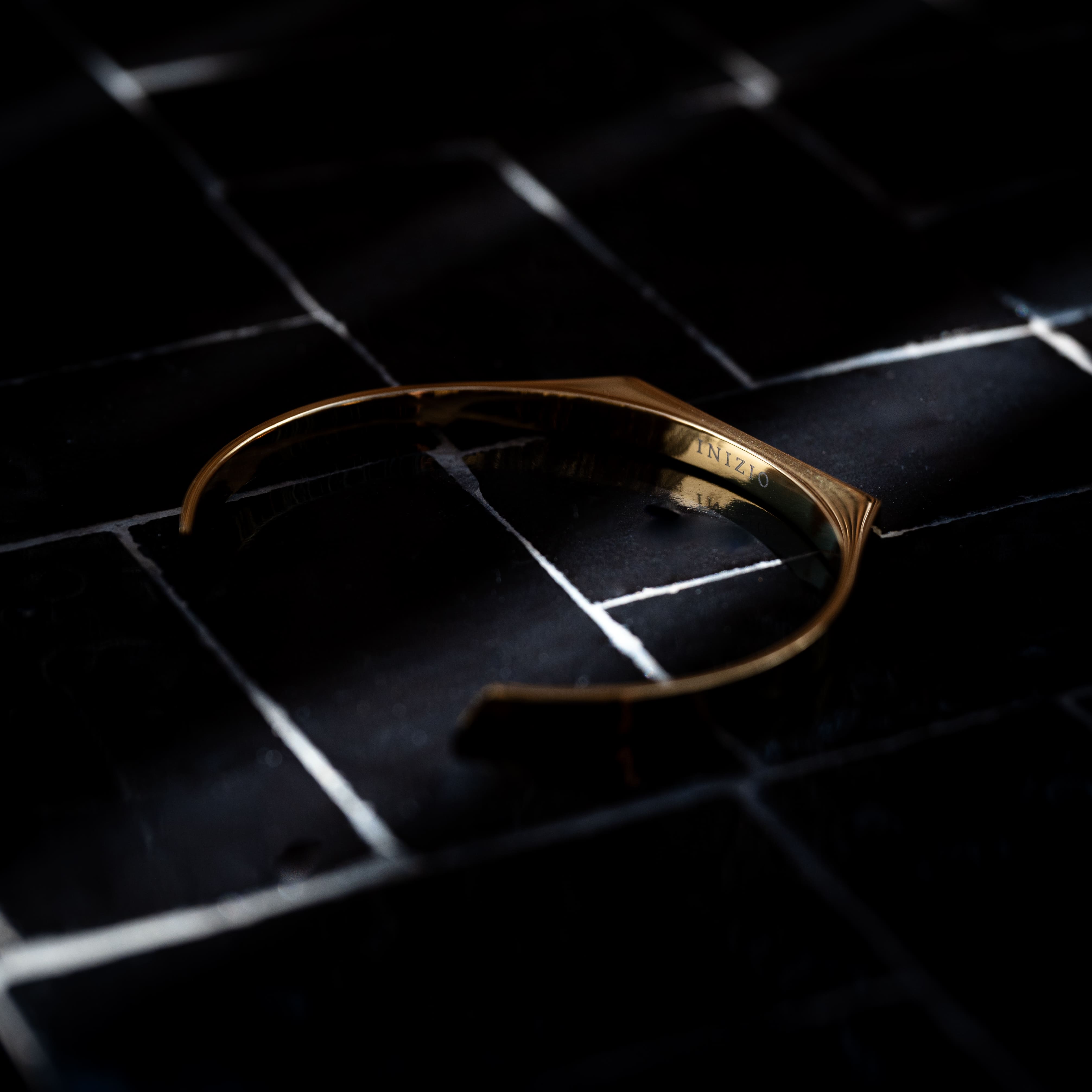 INIZIO Forza Cuff